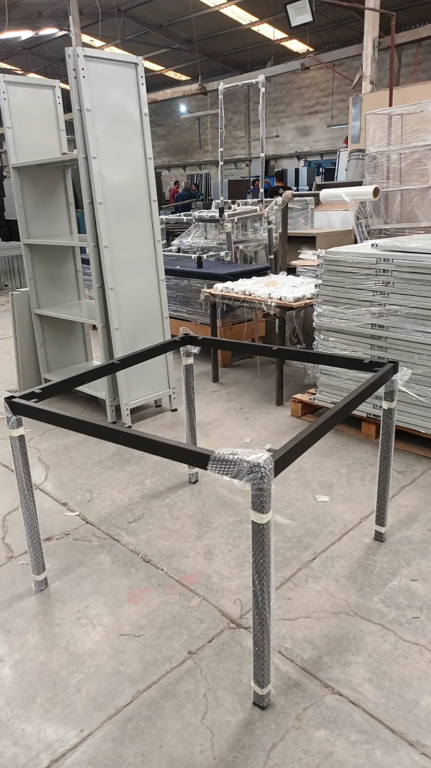 Bent metal supports – representative metal component